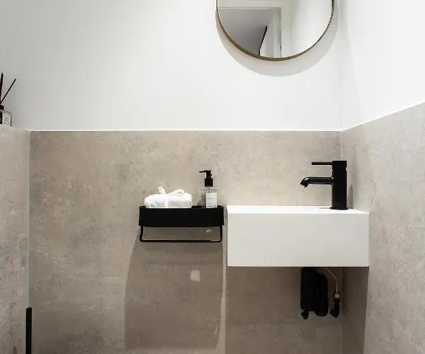 Cmg Jacques /pantheon